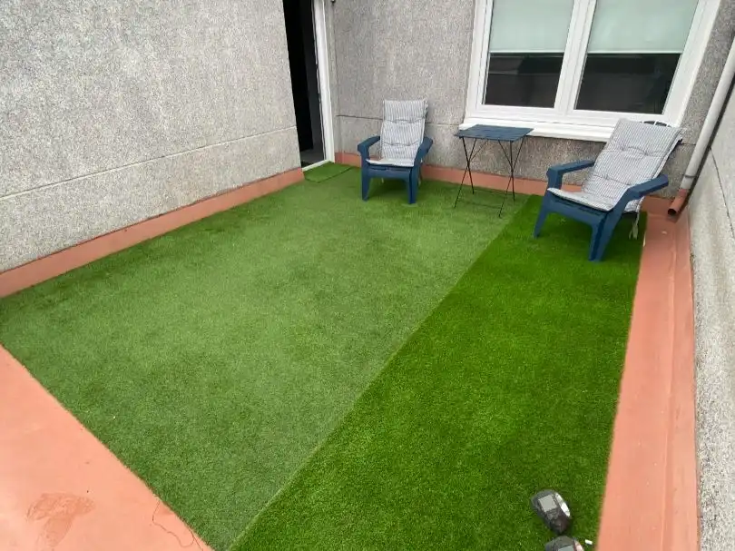 Room in Rúa Merced, 57, Los Castros - Castrillón Terrace of Flat for share in A Coruña Capital with Terrace and Furnished
