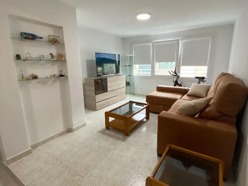 Room in Rúa Merced, 57, Los Castros - Castrillón Living room of Flat for share in A Coruña Capital with Terrace and Furnished