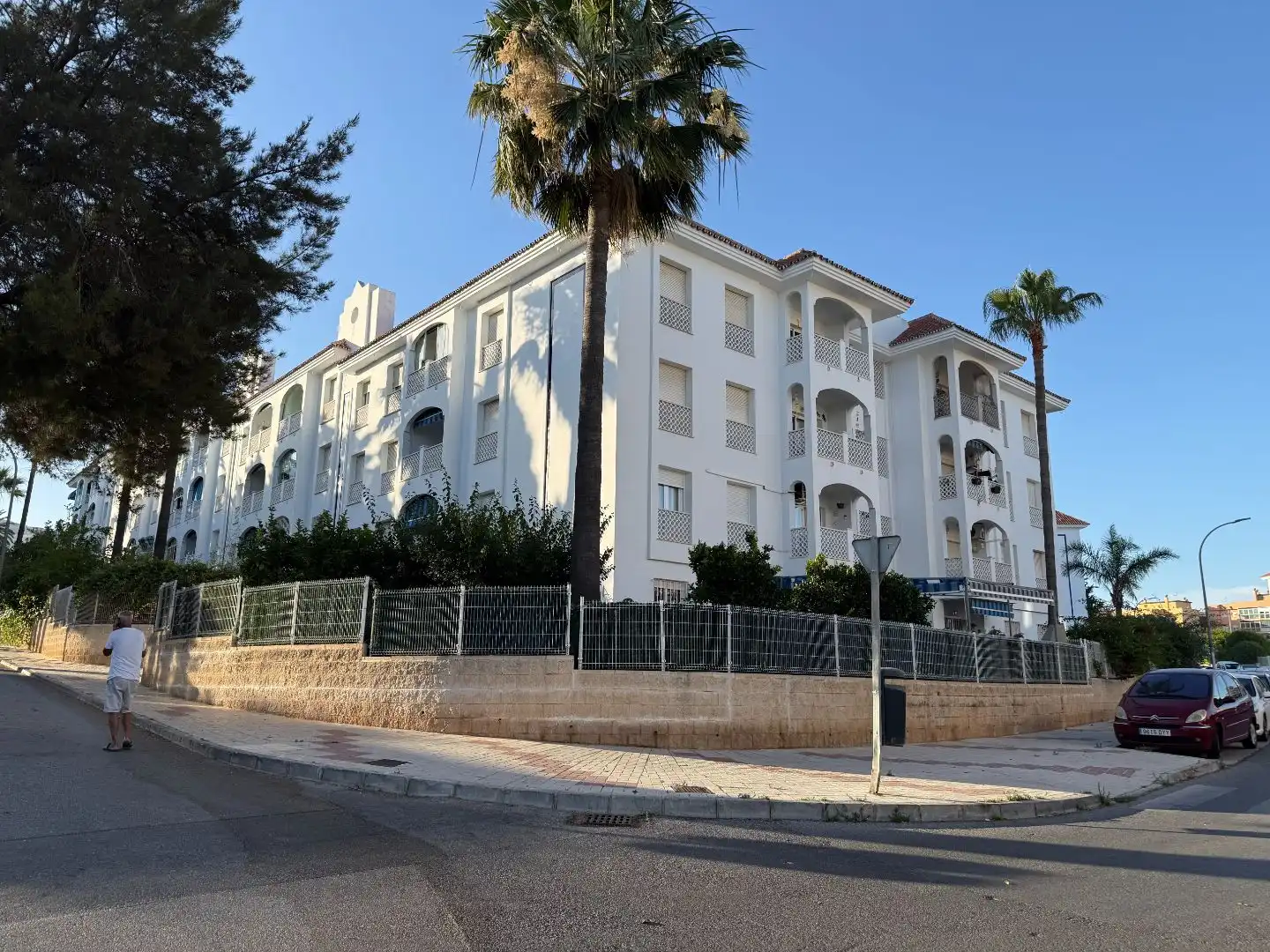 Pis en venda a Calle Santa Fe, 34, El Pinillo Vista exterior de Pis en venda en Torremolinos amb Terrassa, Piscina i Balcó