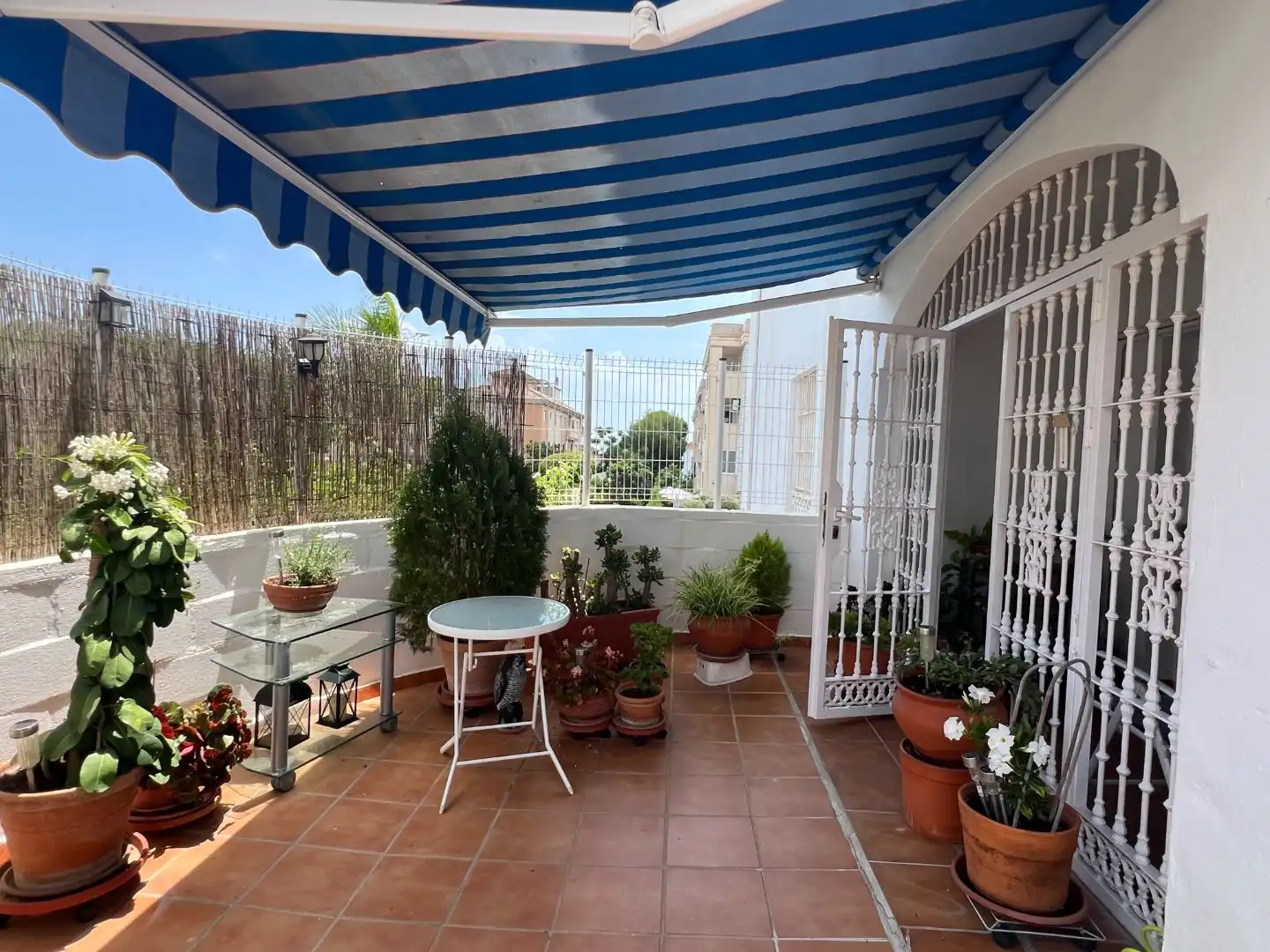 Pis en venda a Calle Santa Fe, 34, El Pinillo Terrassa de Pis en venda en Torremolinos amb Terrassa, Piscina i Balcó