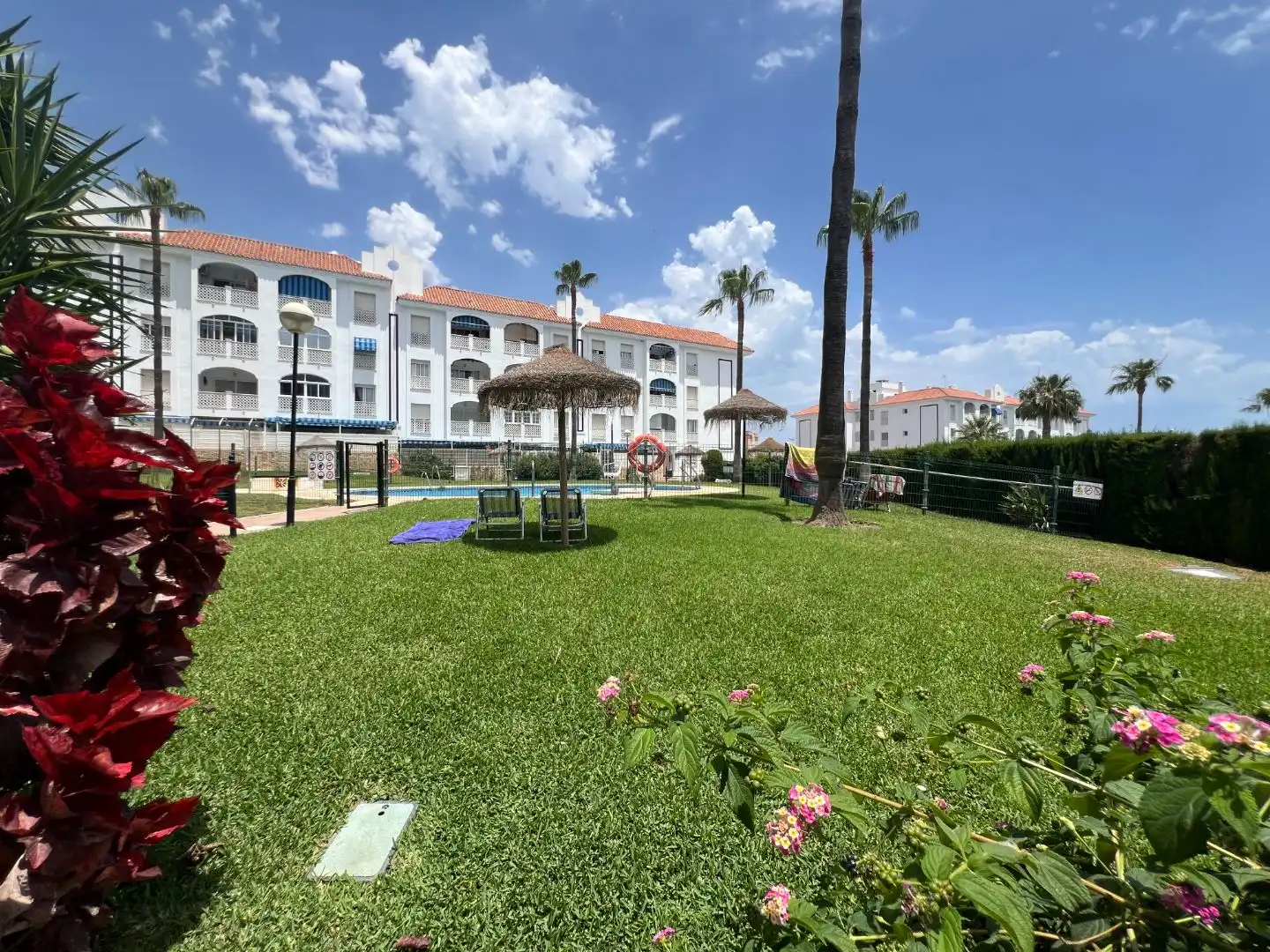Pis en venda a Calle Santa Fe, 34, El Pinillo Vista exterior de Pis en venda en Torremolinos amb Terrassa, Piscina i Balcó