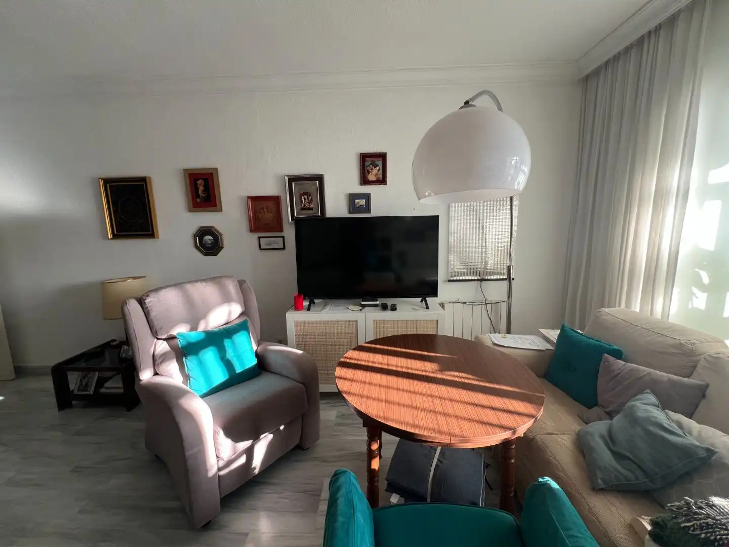 Pis en venda a Calle Santa Fe, 34, El Pinillo Sala d'estar de Pis en venda en Torremolinos amb Terrassa, Piscina i Balcó