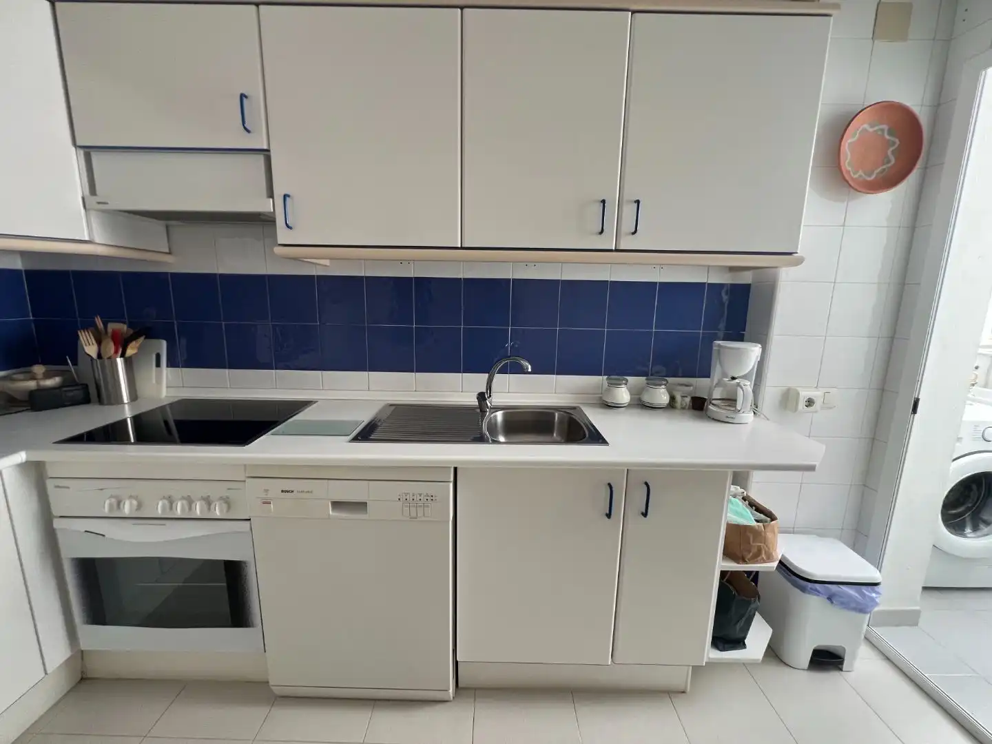 Pis en venda a Calle Santa Fe, 34, El Pinillo Cuina de Pis en venda en Torremolinos amb Terrassa, Piscina i Balcó