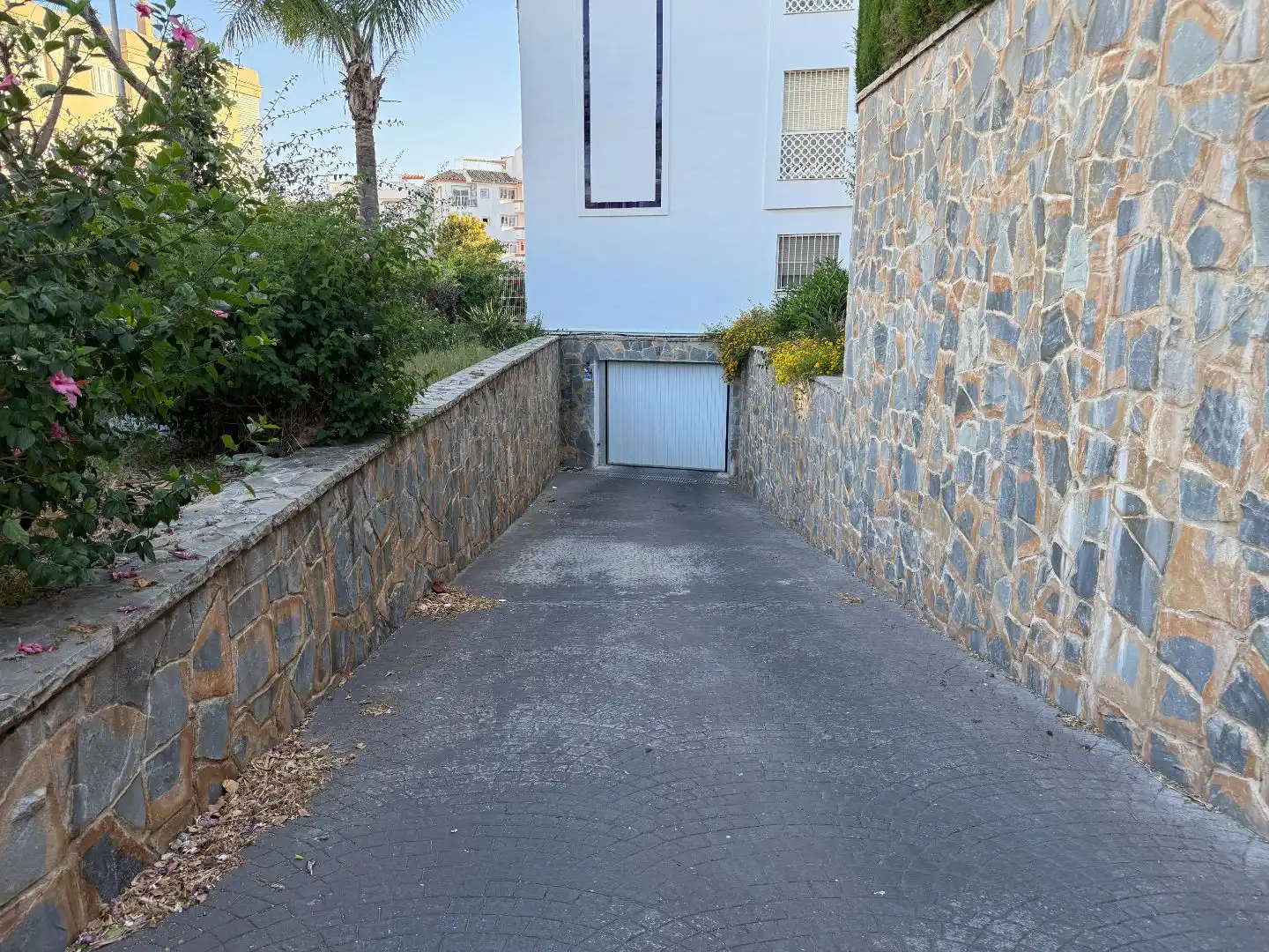 Pis en venda a Calle Santa Fe, 34, El Pinillo Aparcament de Pis en venda en Torremolinos amb Terrassa, Piscina i Balcó