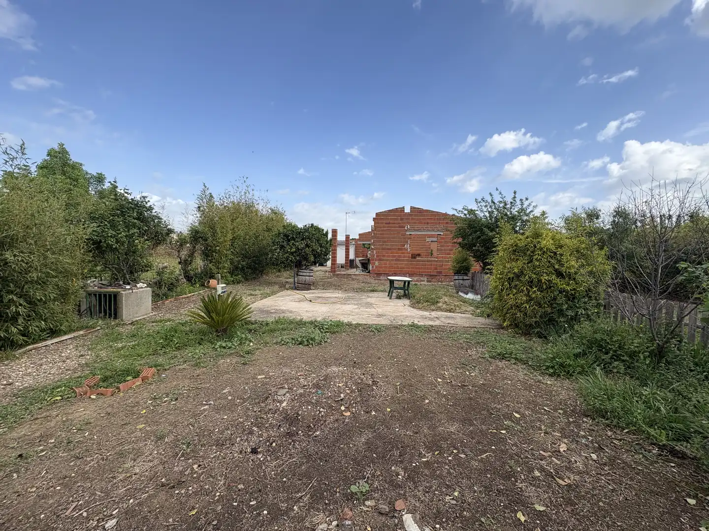 Finca rústica en venda a Calle Pozo Nuevo, Valdeverdeja Finca rústica en venda en Valdeverdeja amb Jardí privat