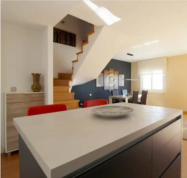 Casa o chalet de alquiler en Calle Lago de Enol, 21, El Puerto Comedor de Casa o chalet de alquiler en Roquetas de Mar con Aire acondicionado, Parquet y Terraza