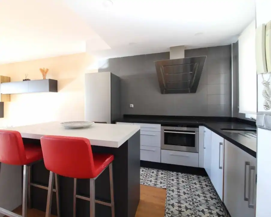 Casa o chalet de alquiler en Calle Lago de Enol, 21, El Puerto Cocina de Casa o chalet de alquiler en Roquetas de Mar con Aire acondicionado, Parquet y Terraza