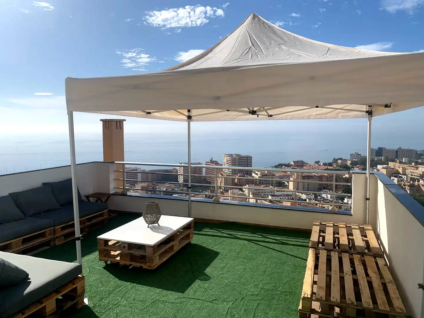 Casa o chalet de alquiler en Calle Lago de Enol, 21, El Puerto Terraza de Casa o chalet de alquiler en Roquetas de Mar con Aire acondicionado, Parquet y Terraza