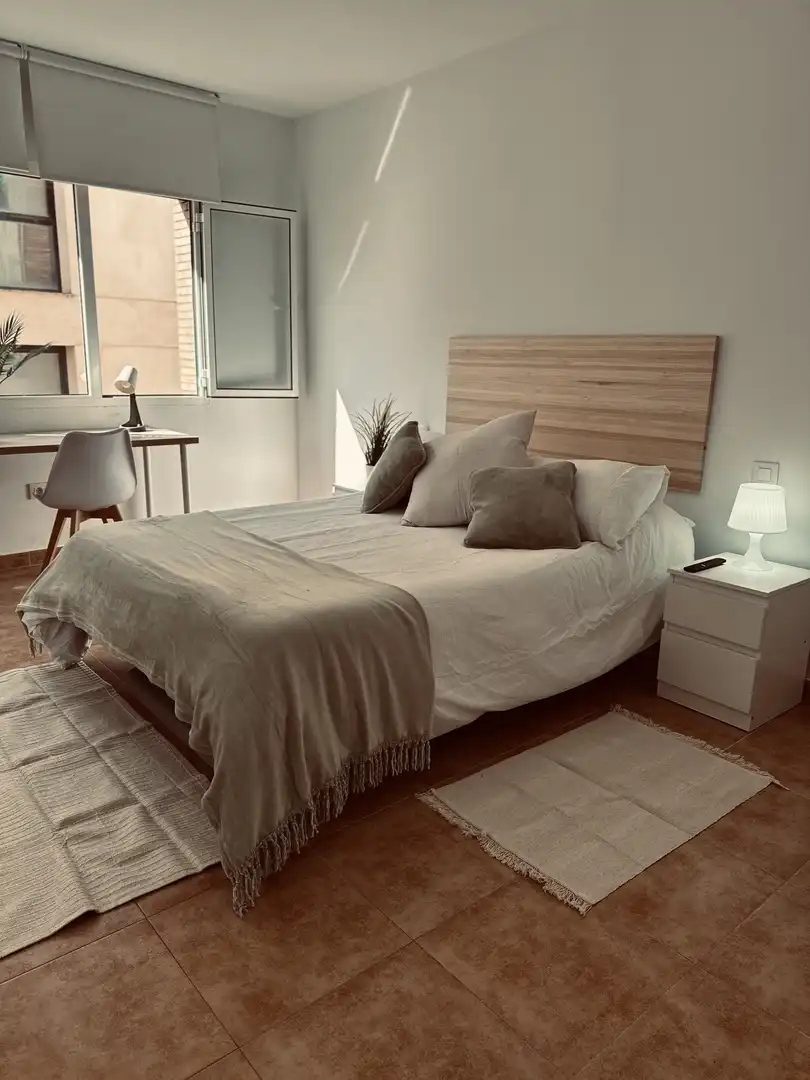 Zimmer in Calle Évora, 24, Centro