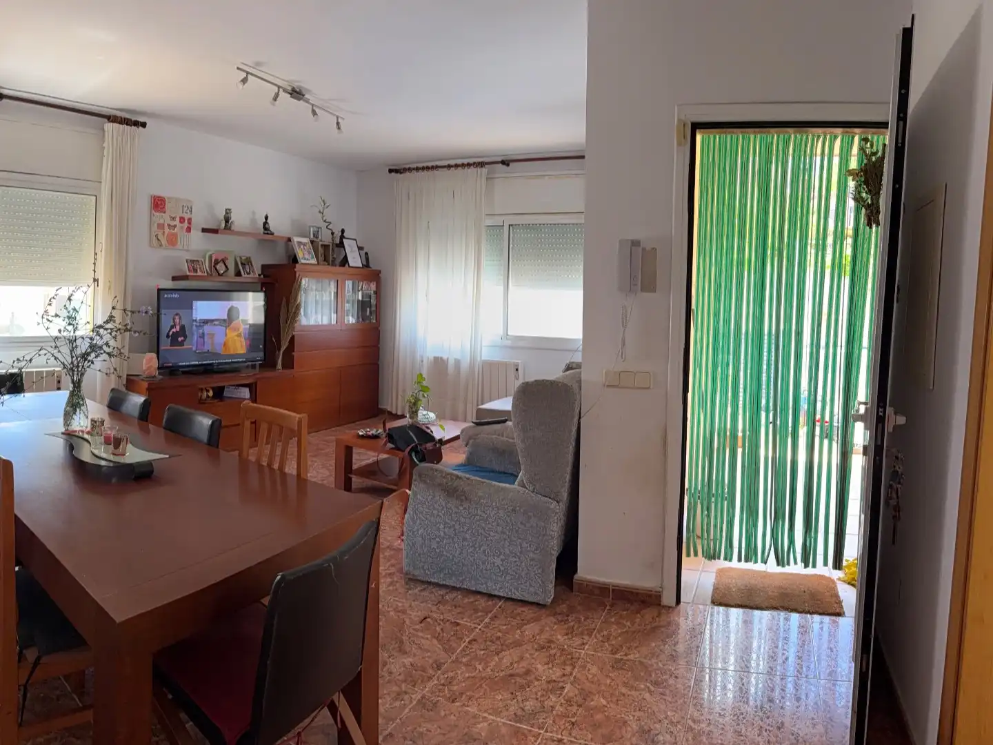 Casa o chalet en venta en Carrer Valls, 48, Cabrera d'Anoia Sala de estar de Casa o chalet en venta en Cabrera d'Anoia con Terraza y Balcón