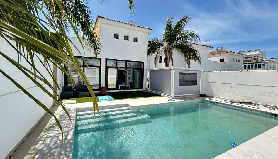 Casa o xalet de lloguer a Calle Mochuelo, 9b, Los Gallos, Chiclana de la Frontera - imatge 1 Foto 1 de Casa o xalet de lloguer a Calle Mochuelo, 9b, Los Gallos, Chiclana de la Frontera