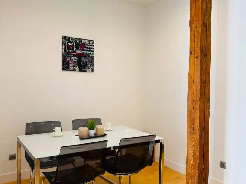 Dining room of Flat for rent in  Madrid Capital  with Air Conditioner and Balcony