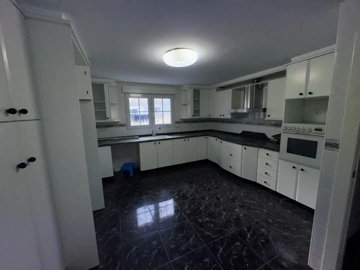 Wohnung zur Miete in Paseo Alameda, 54, Eixample Küche von Wohnung zur Miete in Alcoy / Alcoi mit Balkon
