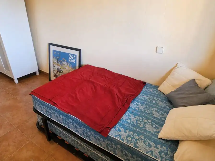 Piso en venta en Calle la Amistad, 6, Grajera Habitación de Piso en venta en Grajera con Calefacción y Trastero