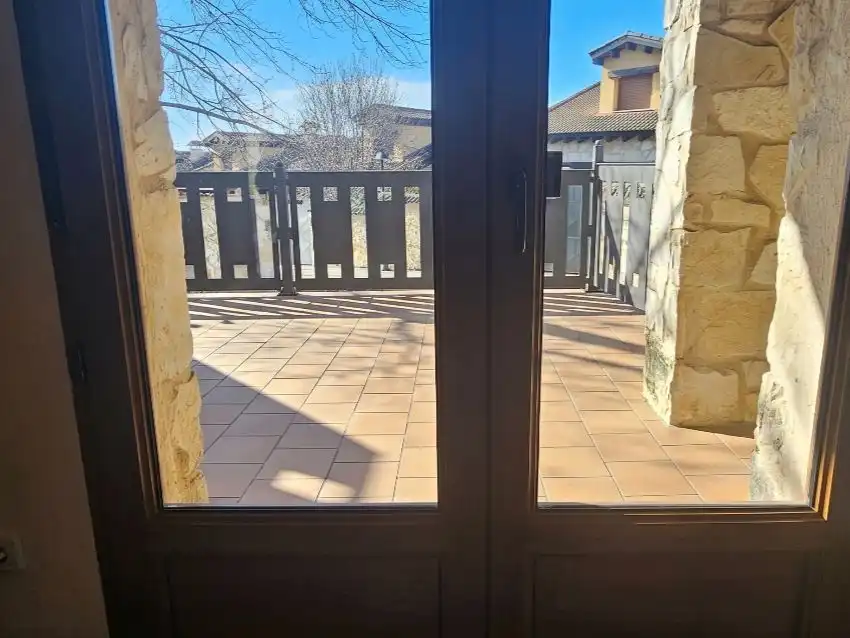 Piso en venta en Calle la Amistad, 6, Grajera Terraza de Piso en venta en Grajera con Calefacción y Trastero