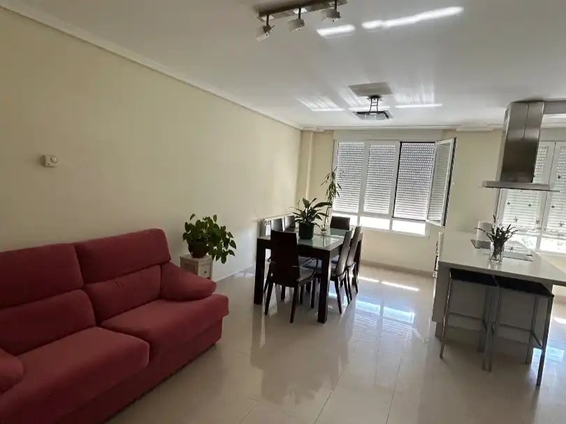 Dúplex en venta en Calle Los Deportes, 60, Ponferrada Sala de estar de Dúplex en venta en Ponferrada