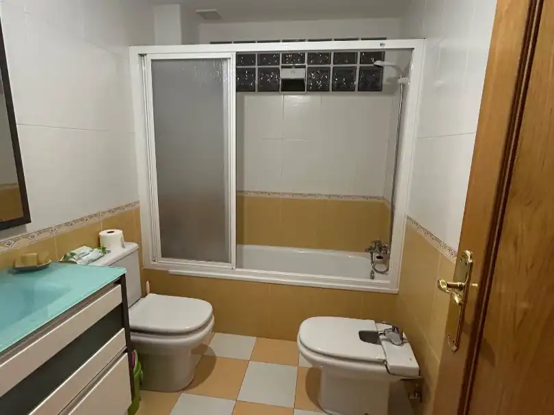 Dúplex en venta en Calle Los Deportes, 60, Ponferrada Baño de Dúplex en venta en Ponferrada