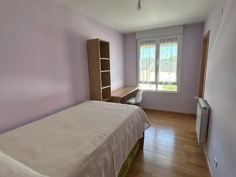 Dúplex en venta en Calle Los Deportes, 60, Ponferrada Habitación de Dúplex en venta en Ponferrada