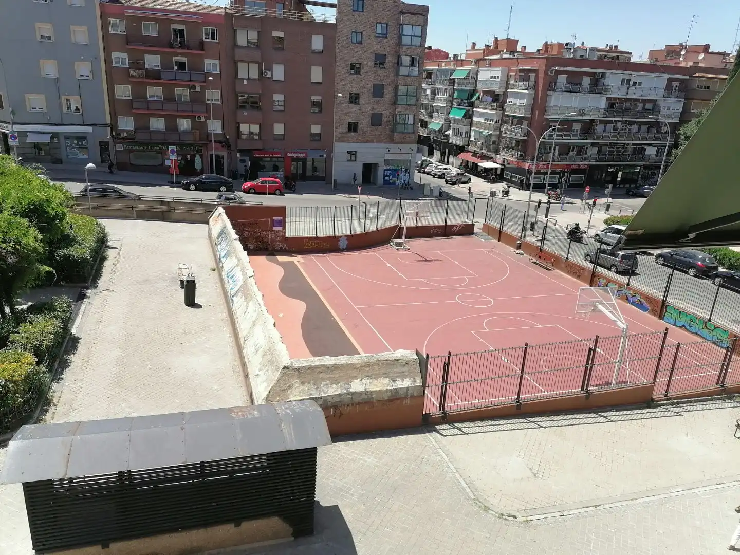 Piso de alquiler en Calle de Vital Aza, 14, Pueblo Nuevo Parking de Piso de alquiler en Madrid con Aire acondicionado, Calefacción y Jardín privado