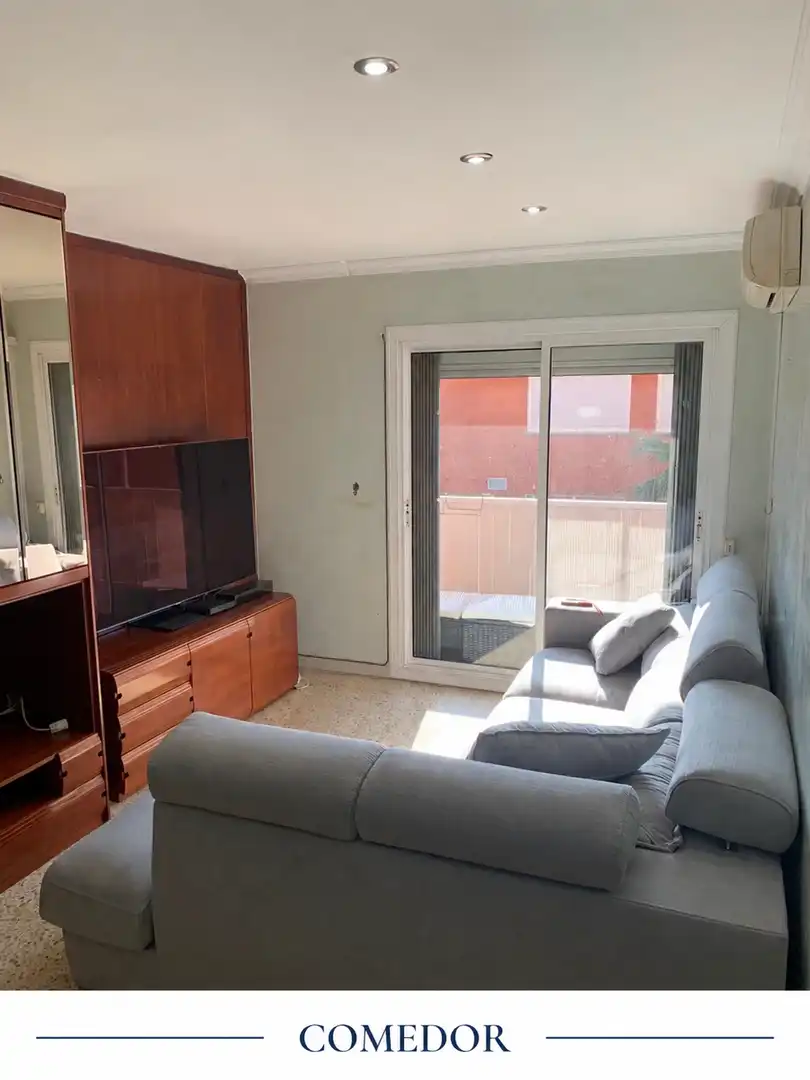 Wohnung zum Verkauf in Plaça de la Vila, 18, Centre Wohnzimmer von Wohnung zum Verkauf in El Prat de Llobregat mit Klimaanlage, Terrasse und Balkon