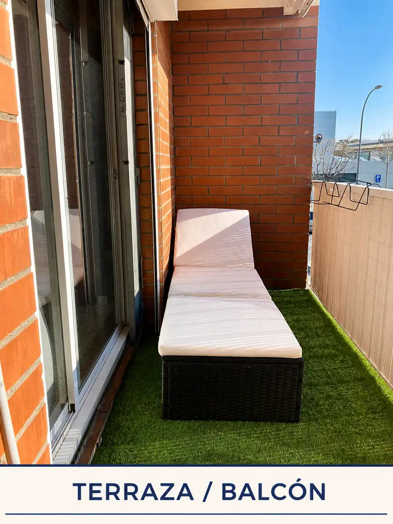 Wohnung zum Verkauf in Plaça de la Vila, 18, Centre Terrasse von Wohnung zum Verkauf in El Prat de Llobregat mit Klimaanlage, Terrasse und Balkon