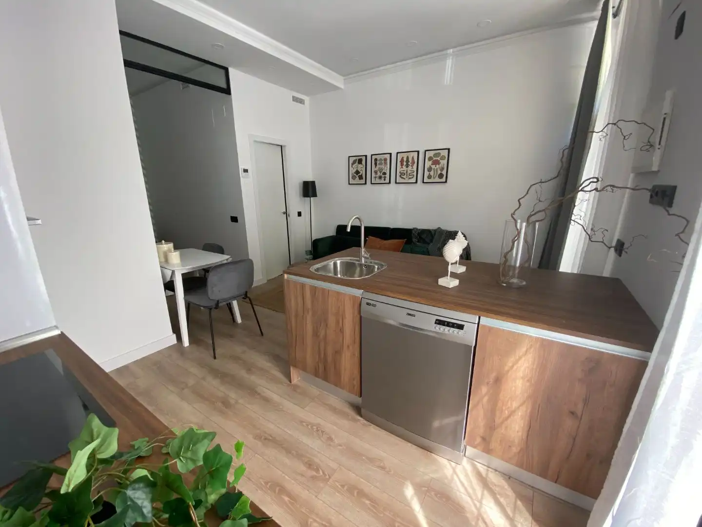 Flat for sale in Calle del Doce de Octubre, 21, Ibiza de Madrid Kitchen of Flat for sale in Madrid Capital with Air Conditioner