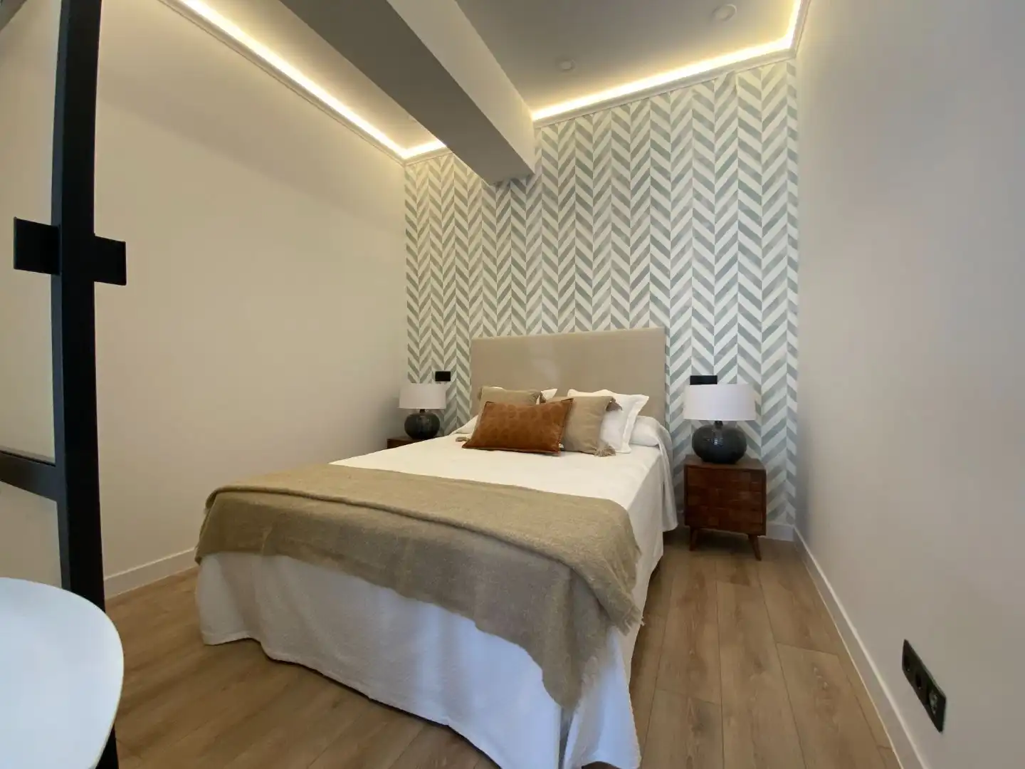 Flat for sale in Calle del Doce de Octubre, 21, Ibiza de Madrid Bedroom of Flat for sale in Madrid Capital with Air Conditioner