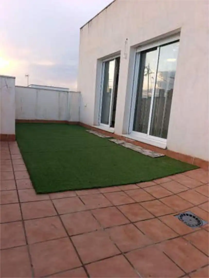 Terraza de Piso de alquiler en Alcantarilla con Calefacción, Terraza y Amueblado