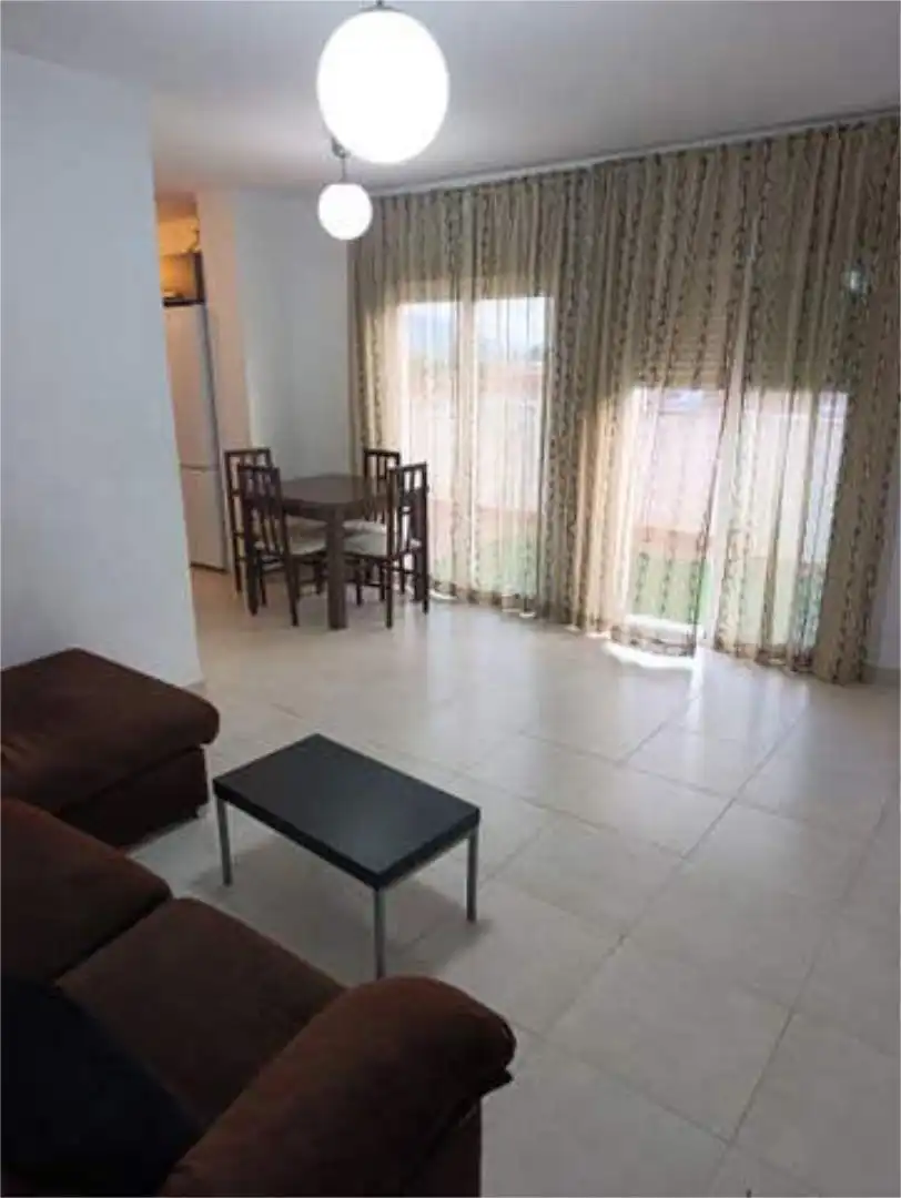 Sala de estar de Piso de alquiler en Alcantarilla con Calefacción, Terraza y Amueblado