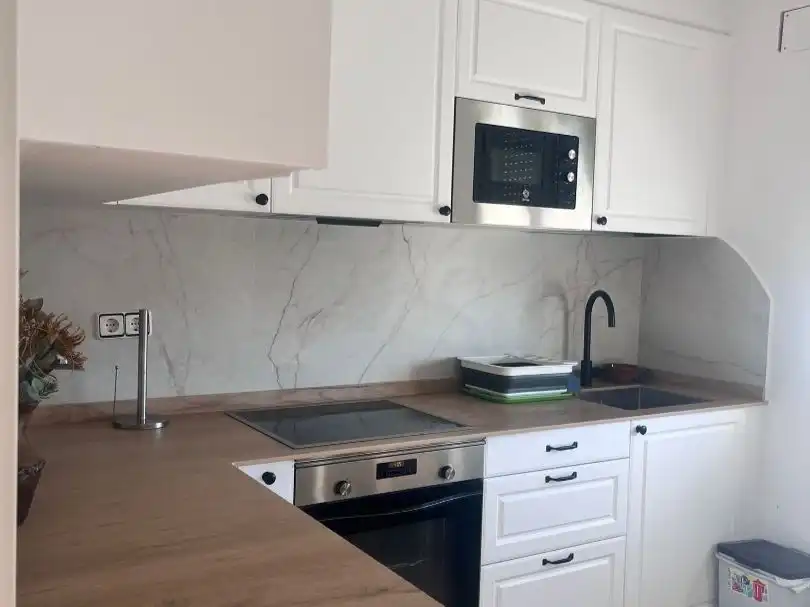 Piso de alquiler en Rúa do Liño, 8, San Francisco Cocina de Piso de alquiler en Ourense Capital con Calefacción, Jardín privado y Amueblado