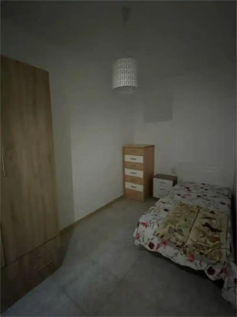 Flat for sale in El Tardón - El Carmen Bedroom of Flat for sale in Sevilla
