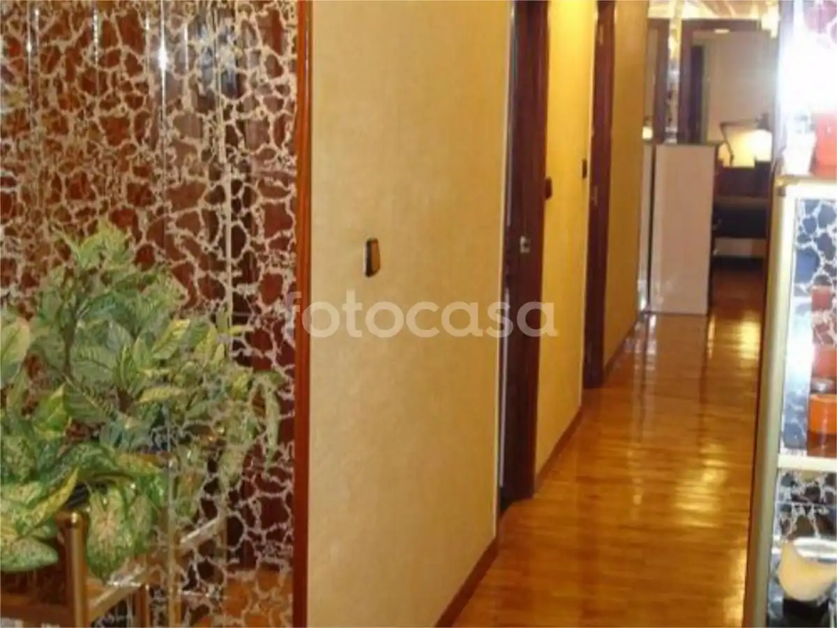 Room in Calle Doce de Octubre, 26, Pilaríca
