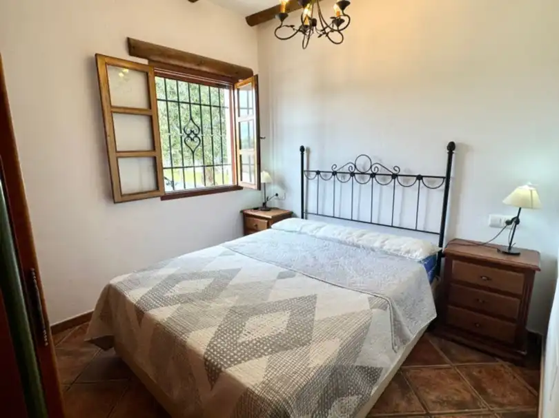 Wohnung zur Miete in Pago Zahora, 291, Zahora Schlafzimmer von Wohnung zur Miete in Barbate mit Klimaanlage, Heizung und Privatgarten