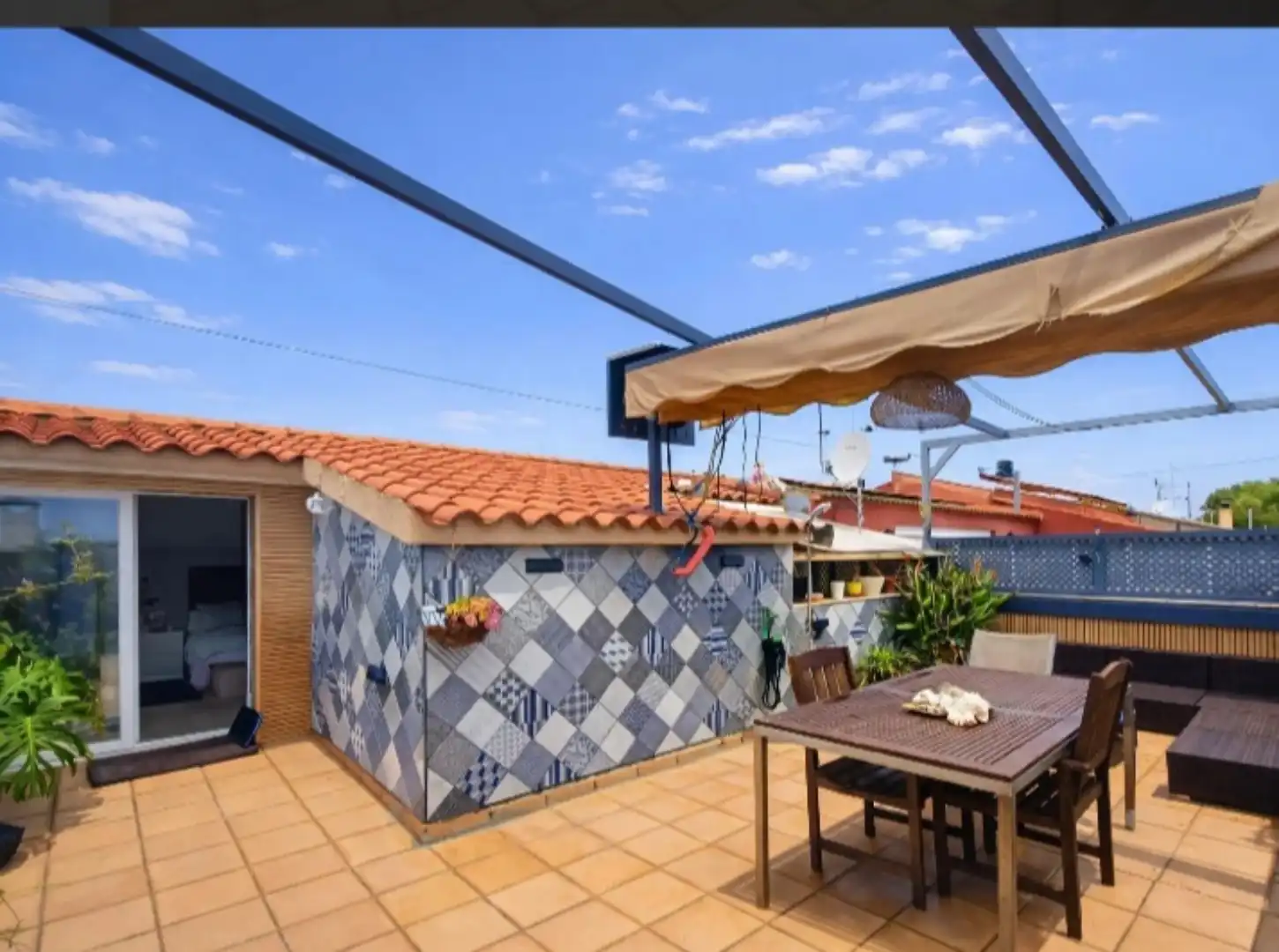Dúplex en venta en Carrer del Rasot, 33, La Collada - Sis Camins Terraza de Dúplex en venta en Vilanova i la Geltrú con Terraza y Balcón