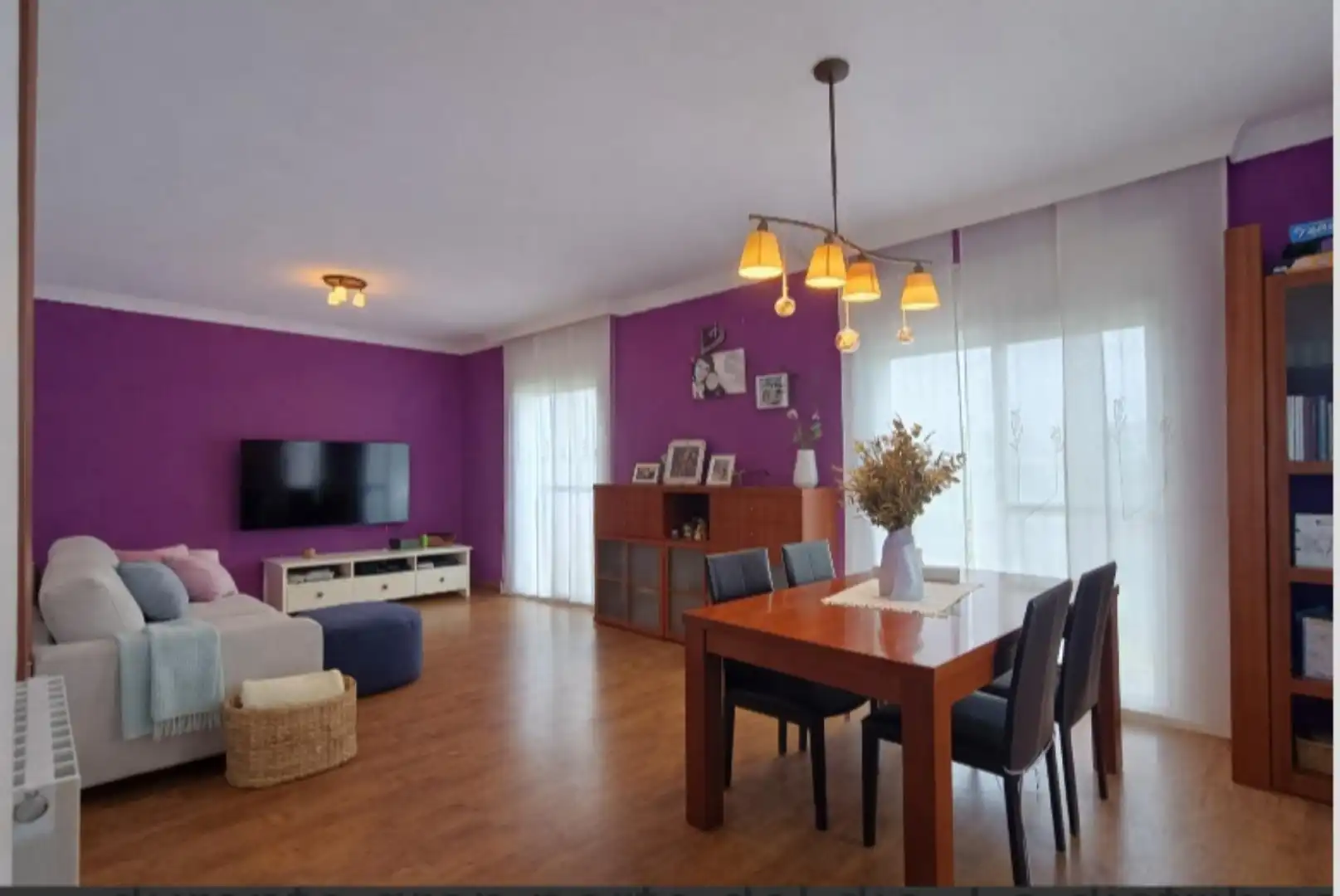 Dúplex en venta en Carrer del Rasot, 33, La Collada - Sis Camins Sala de estar de Dúplex en venta en Vilanova i la Geltrú con Terraza y Balcón