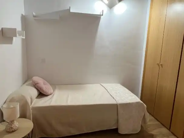Piso de alquiler en Calle Torrijos, 26, Méntrida Habitación de Piso de alquiler en Méntrida con Aire acondicionado, Calefacción y Amueblado