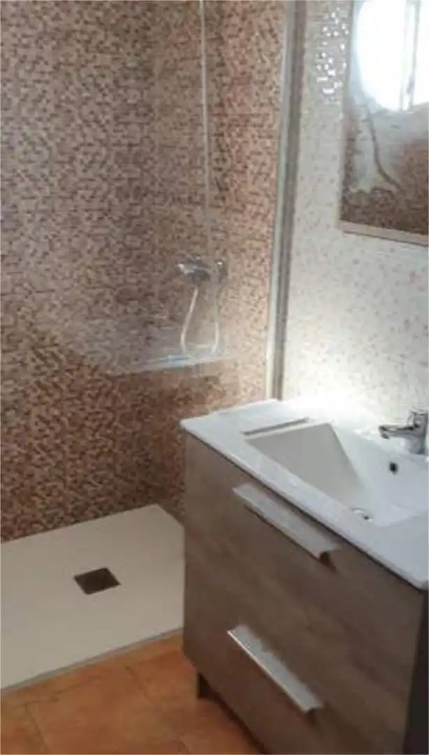Badezimmer von Wohnung zur Miete in Hinojos mit Terrasse und Möbliert