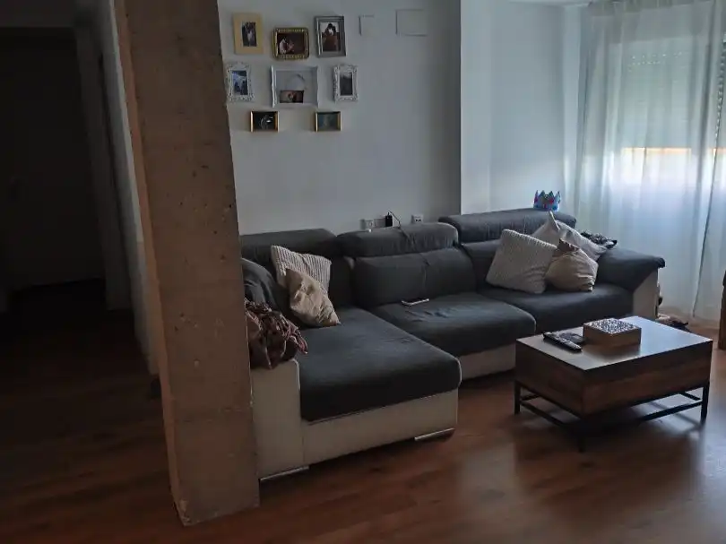 Piso de alquiler en Carrer n'Emili Llopis, 1, Centro - El Castillo Sala de estar de Piso de alquiler en Sagunto / Sagunt con Aire acondicionado, Calefacción y Parquet
