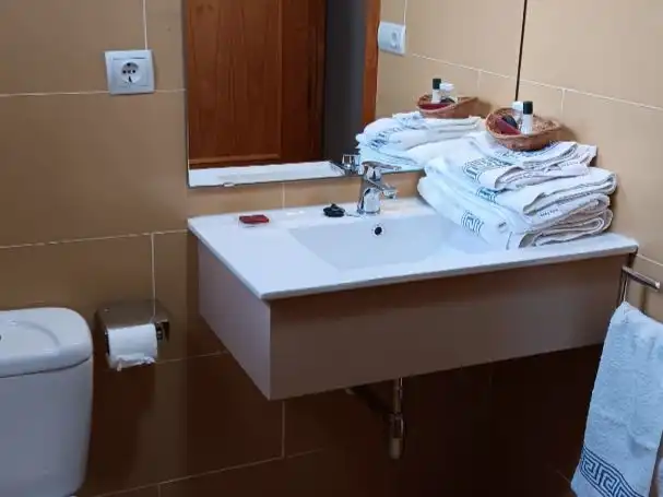 Pis de lloguer a Avenida Campo del Sur, 32, La Caleta - La Viña Bany de Pis de lloguer en Cádiz amb Terrassa i Moblat