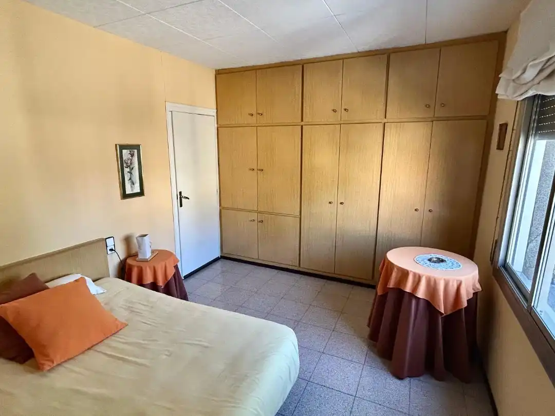 Schlafzimmer von Wohnung zum Verkauf in Terrassa mit Klimaanlage und Terrasse