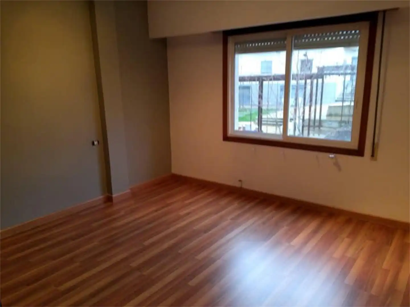 Piso de alquiler en Mariñamansa Habitación de Piso de alquiler en Ourense Capital con Calefacción, Terraza y Trastero