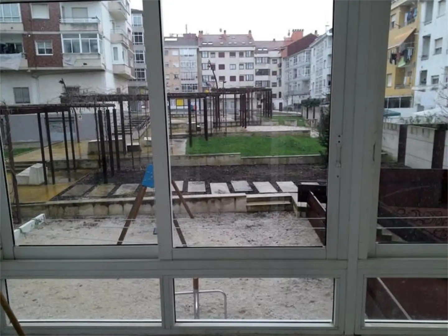 Piso de alquiler en Mariñamansa Terraza de Piso de alquiler en Ourense Capital con Calefacción, Terraza y Trastero
