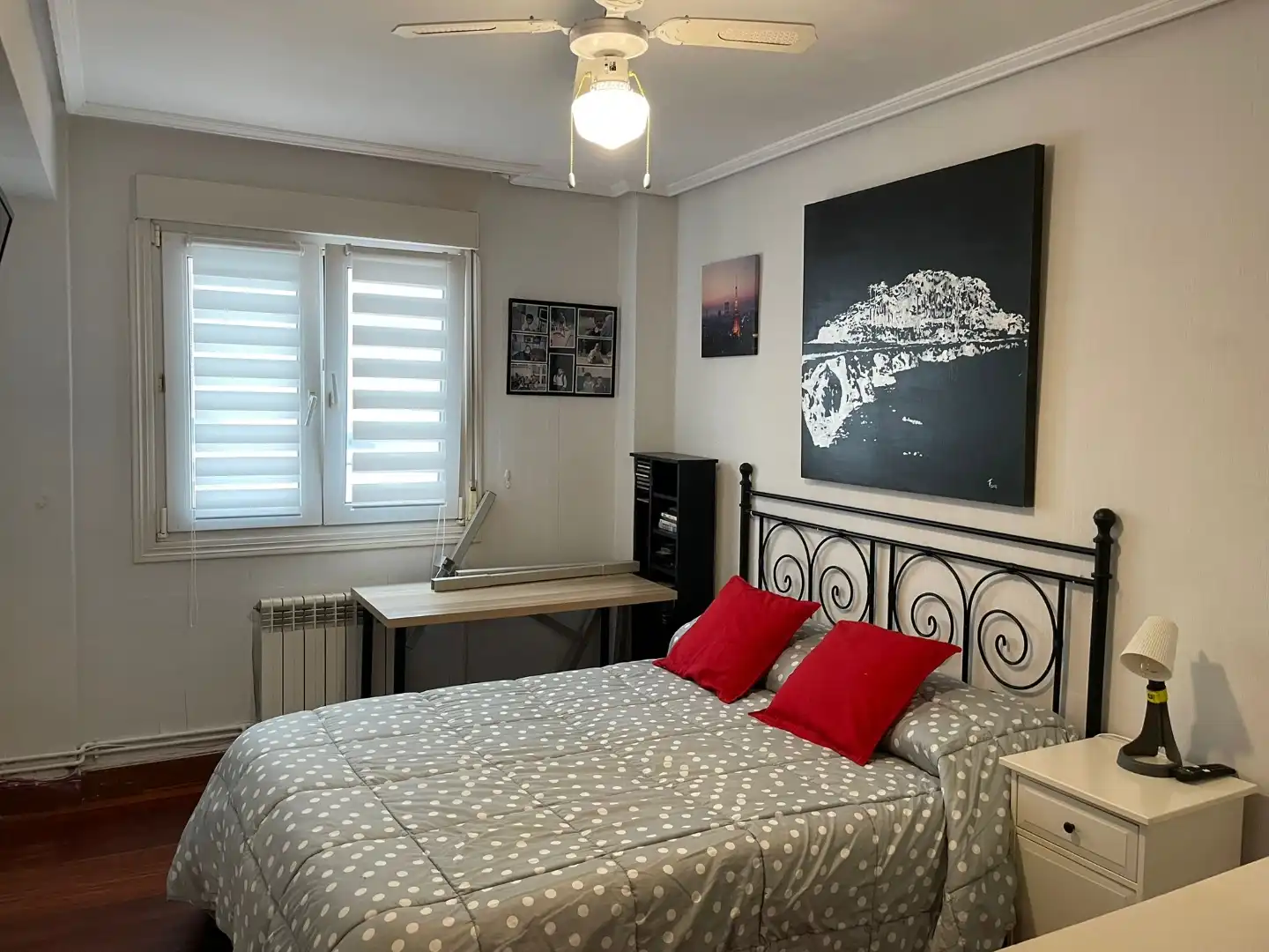Wohnung zum Verkauf in Paskual Abaroa Etorbidea, 7, Lekeitio Schlafzimmer von Wohnung zum Verkauf in Lekeitio mit Heizung, Parkett und Terrasse