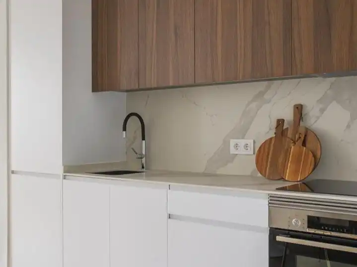 Piso en venta en Calle de Galileo, 9, Arapiles Cocina de Piso en venta en Madrid con Aire acondicionado, Calefacción y Parquet