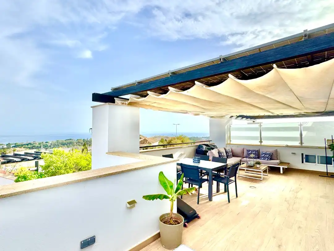 Terrace of Duplexes for sale in Marbella  with Air Conditioner, Heating and Terrace