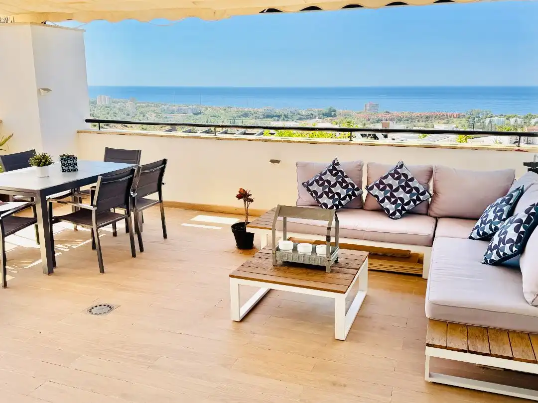 Dúplex en venda a Calle Sand, 10, Santa Clara Terrassa de Dúplex en venda en Marbella amb Aire condicionat, Calefacció i Terrassa