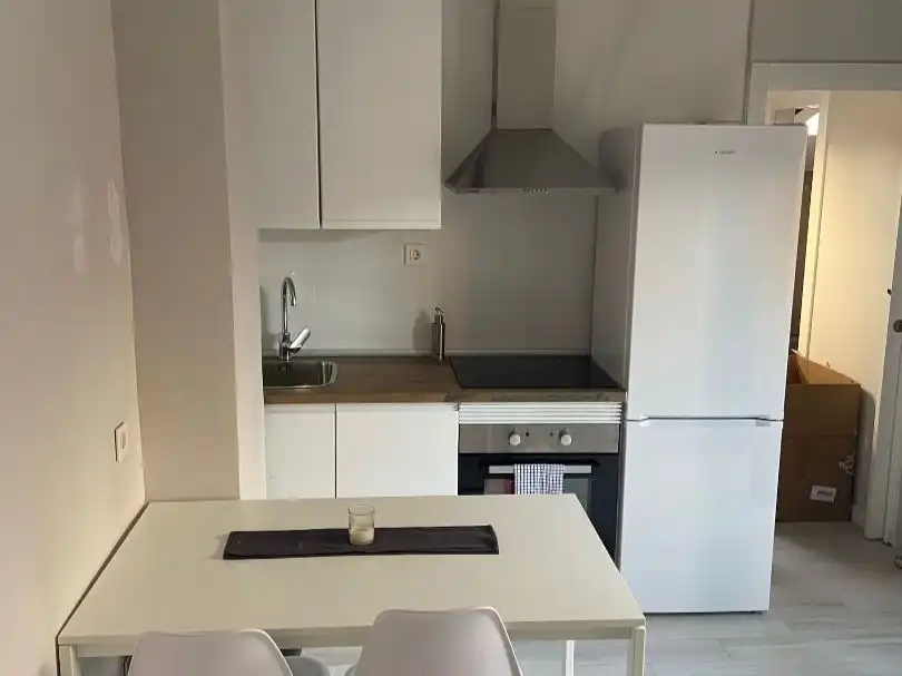 Piso de alquiler en Calle Pareja Serrada, Casco Histórico Cocina de Piso de alquiler en Guadalajara con Aire acondicionado, Terraza y Amueblado