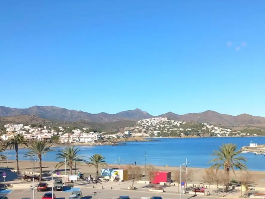 Wohnungen zum Verkauf in Carrer Castellar, 30, Carboneres - La Farella Außenansicht von Wohnungen zum Verkauf in Llançà mit Terrasse und Balkon