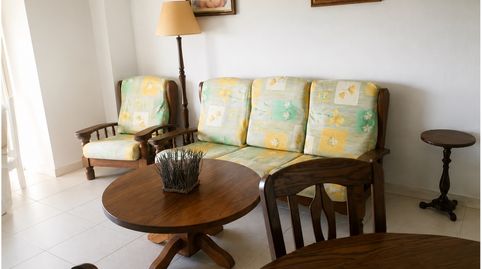 Foto 2 de Piso en venta en Avenida de Cartagena, 1, El Altet, Elche / Elx