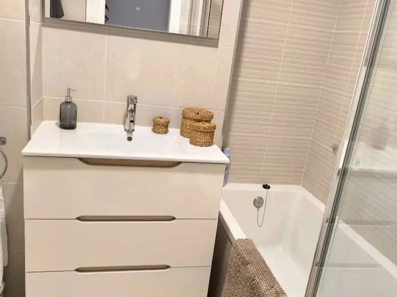 Bany de Pis en venda en Sanlúcar de Barrameda amb Aire condicionat i Balcó